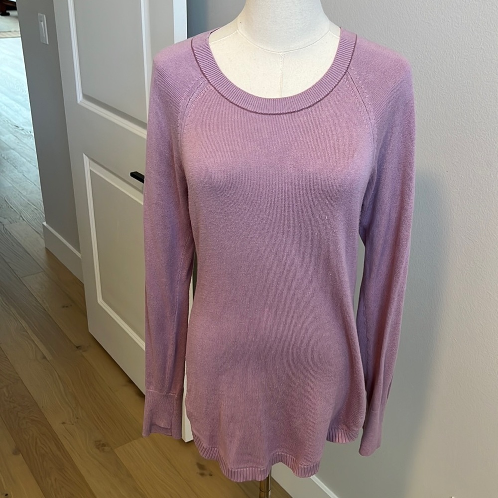 Lululemon sweater. Mauve. Size 8. Gently used. As is.